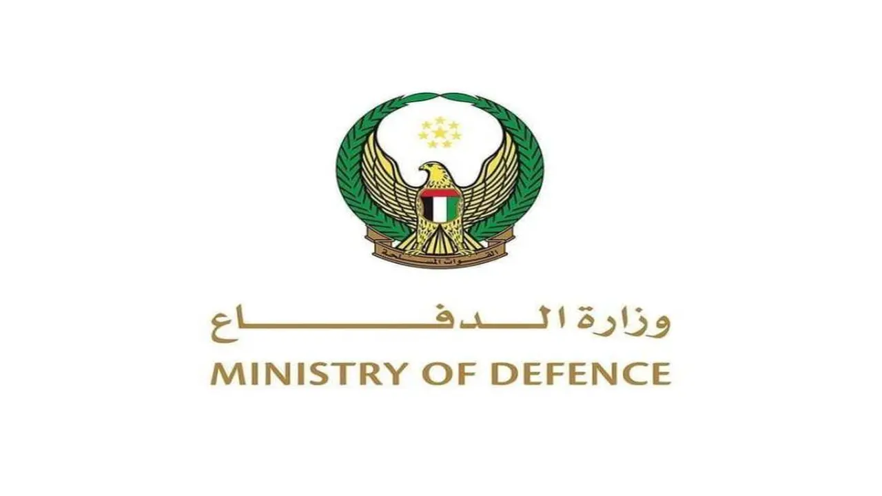 الدفاعات الجوية الإماراتية تتصدى لـ 4 صواريخ باليستية و6 طائرات مسيرة إيرانية
